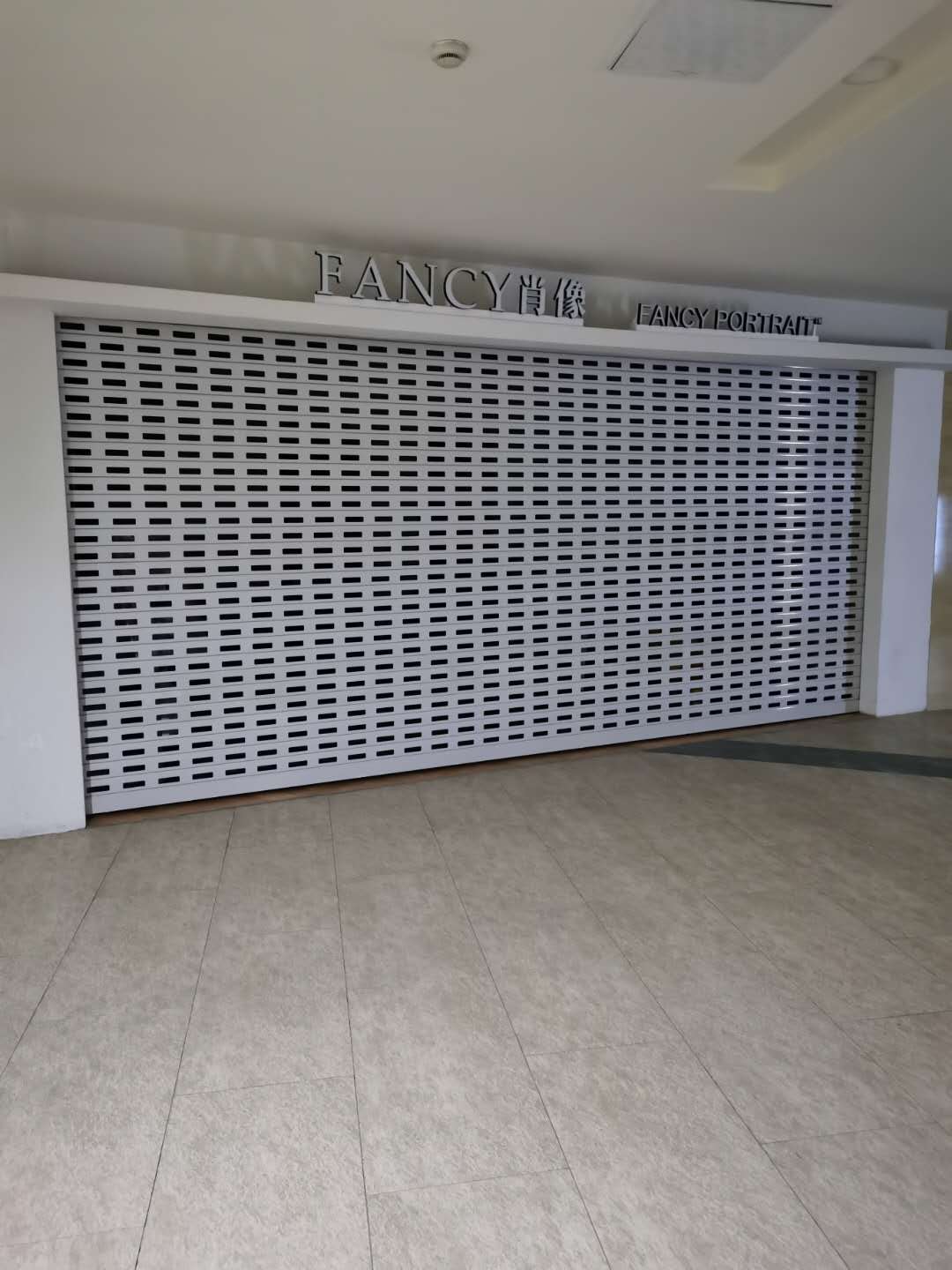 濟(jì)南電動(dòng)卷簾門(mén)的使用開(kāi)關(guān)時(shí)的規(guī)范有哪些？