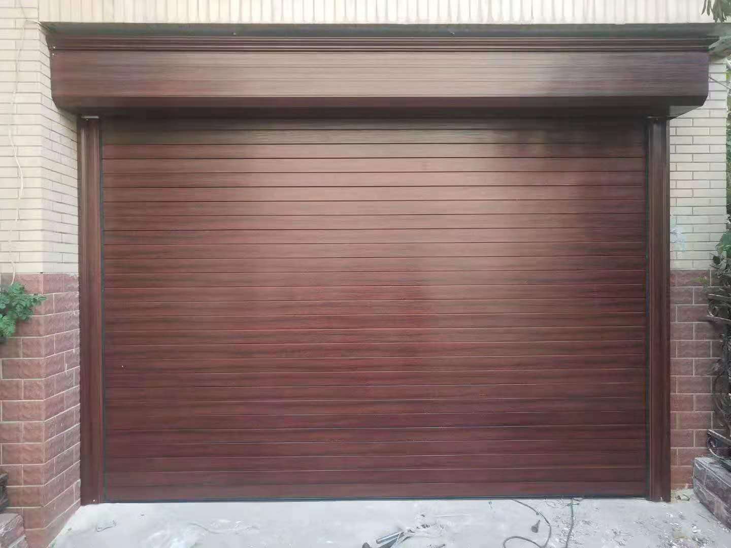 車庫電動卷簾門的選擇要注意哪幾點？